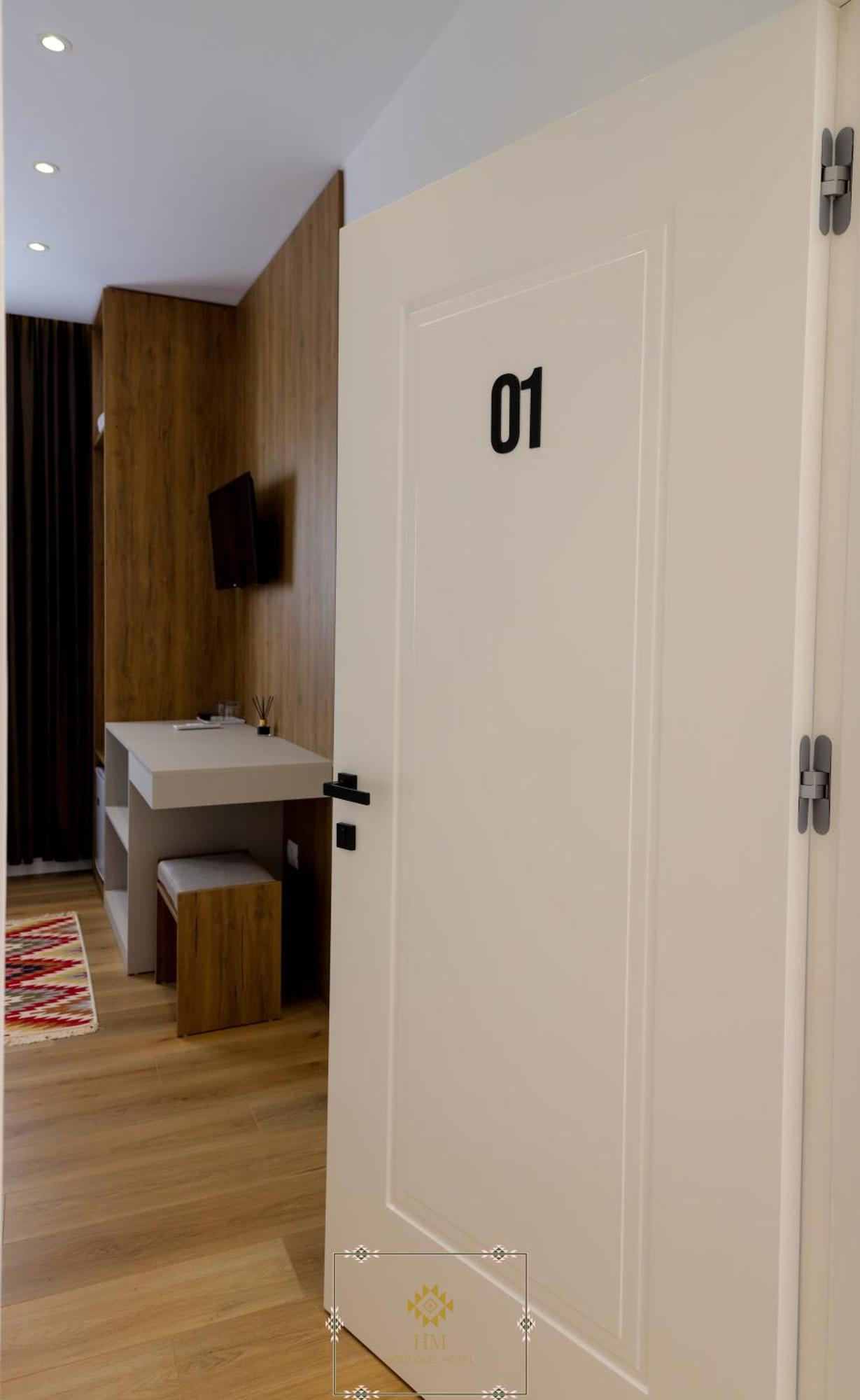 Hm Boutique Hotel Krujë Dış mekan fotoğraf