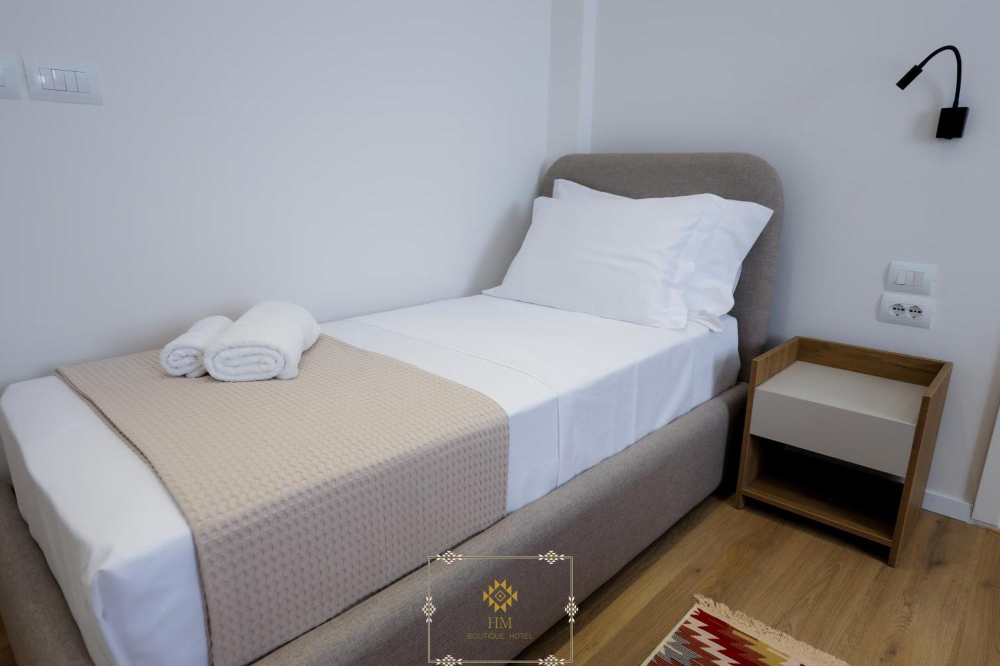 Hm Boutique Hotel Krujë Dış mekan fotoğraf