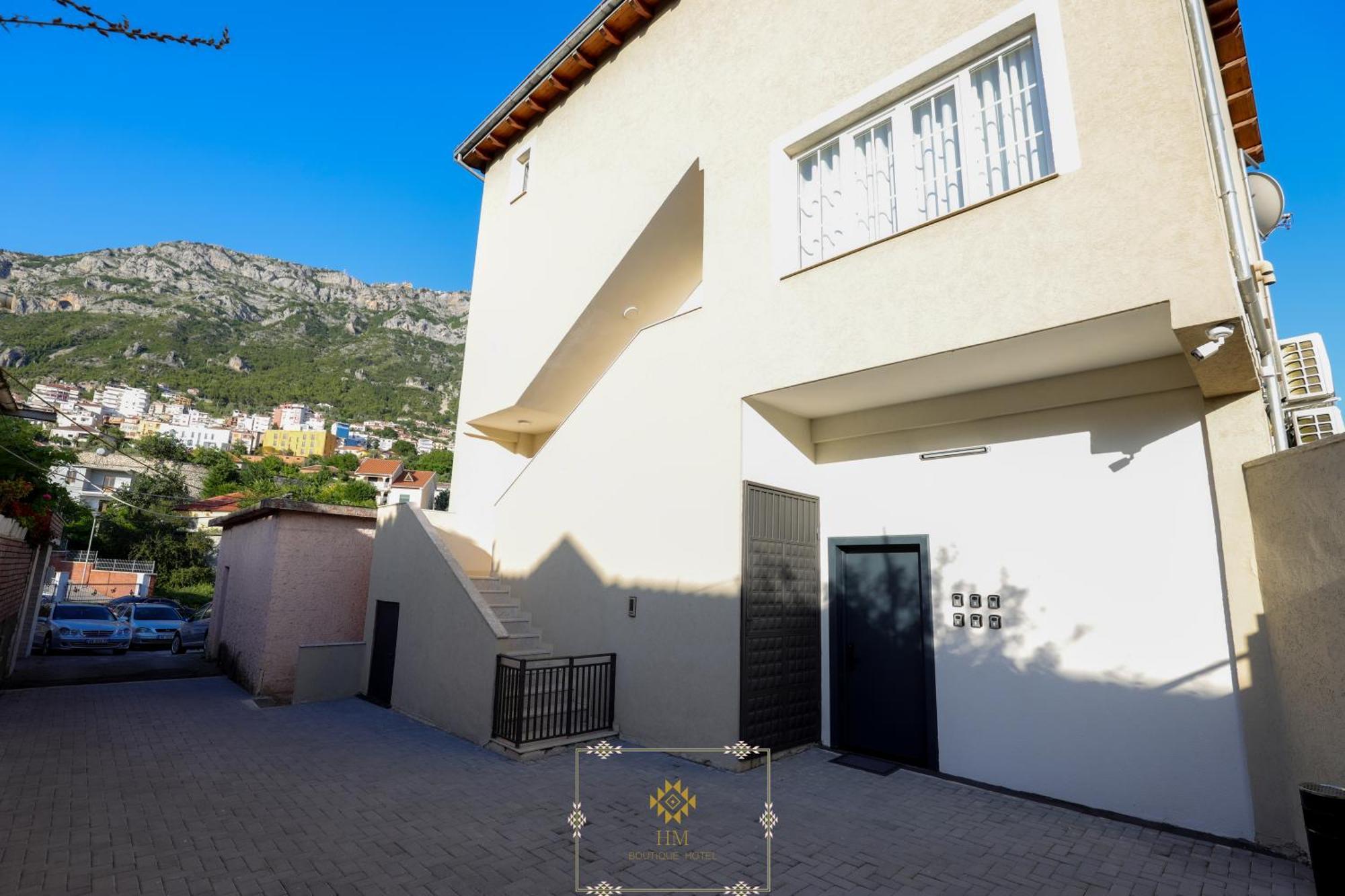 Hm Boutique Hotel Krujë Dış mekan fotoğraf